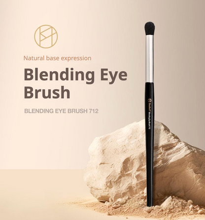 Blending Eye Brush 712