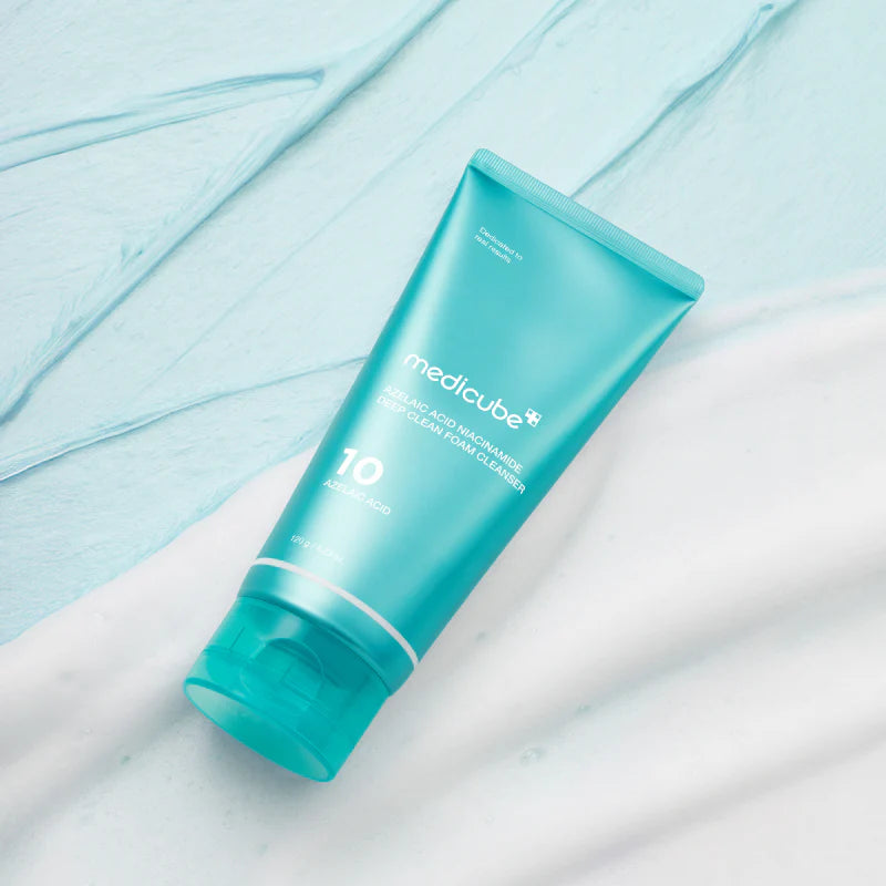 medicube Azelaic Acid Capsule Cleansing Foam