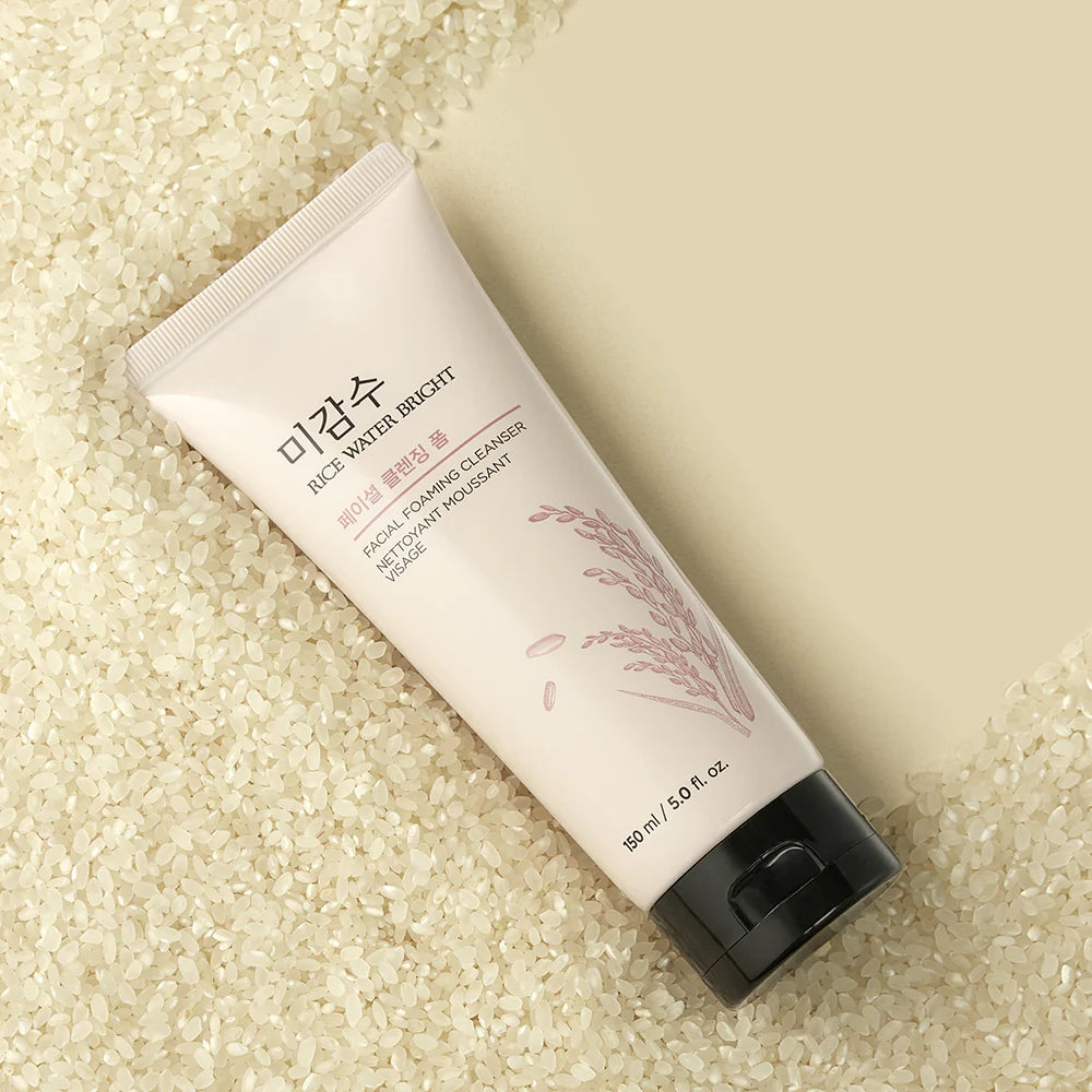THE FACE SHOP Rice Water Bright Facial Foaming Cleanser