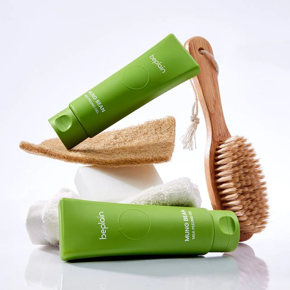 beplain Mung Bean Milk Peeling Gel