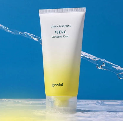 Green Tangerine Vita-C Cleansing Foam