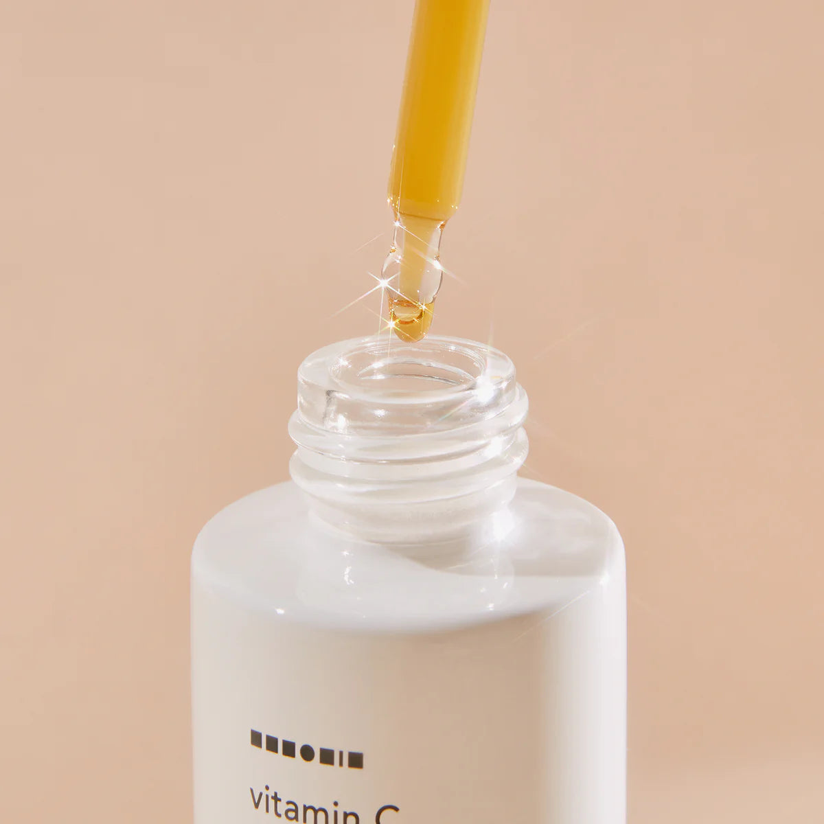Hanskin Vitamin C Glow Serum
