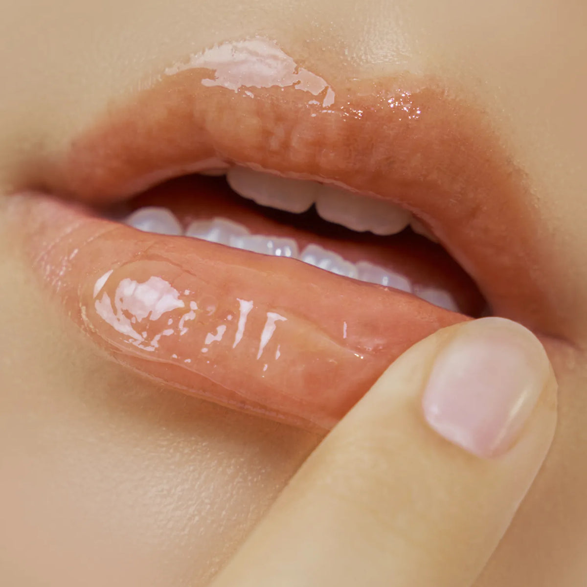 hetras Mango Seed Butter Lip Essence