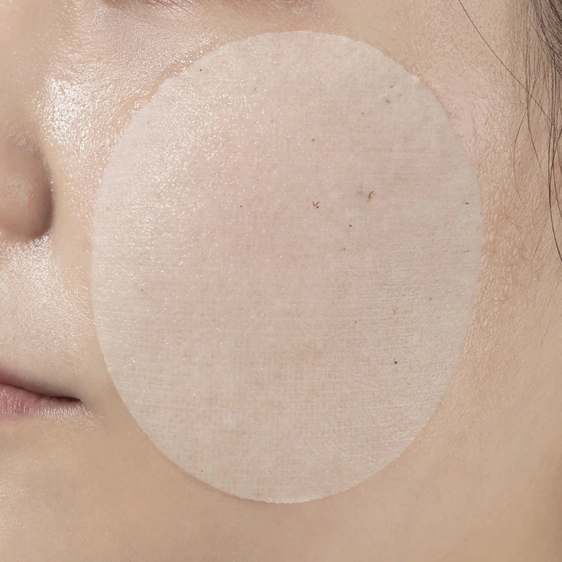 numbuzin No.3 Radiance Glowing Jumbo Essence Pad
